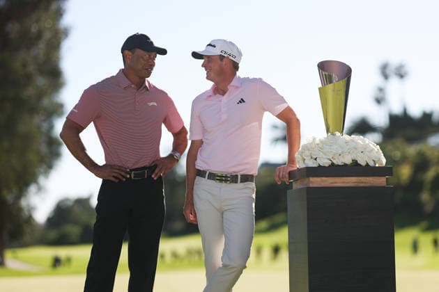 February 22, 2026, Pacific Palisades, California, USA: Tournament host TIGER WOODS talks to tournament winner JACOB BRIDGEMAN during the trophy ceremonies after the Genesis Invitational at the Riviera Country club in Pacific Palisades, California. Golf_PGATour_GenesisInvitational_FinalRound  - ZUMAt158 20260222_zsp_t158_171 Copyright: xBrentonxTsex
