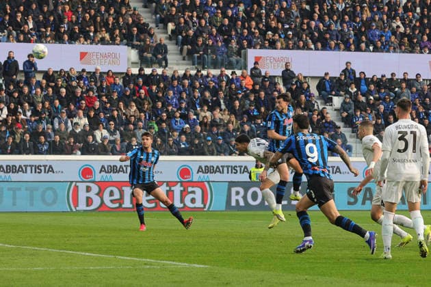 Atalanta BC v SSC Napoli - Serie A Lazar Samardzic of Atalanta BC scores a goal during the Atalanta BC vs SSC Napoli, 26th Serie A Enilive 2025-26 game at New Balance Arena in Bergamo, Italy, on February 22, 2026. Bergamo Italy  Copyright: xDavidexCasentinix originalFilename:casentini-atalanta260222_npMZV.jpg