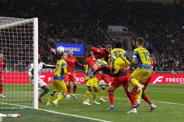 AC Milan vs Parma Calcio Italy, Milan, 2026 02 22: Mariano Troilo (Parma) scores by header and celebrates the 1-0 goal at 80 during soccer game AC Milan vs Parma Calcio, Serie A Enilive 2025-2026 day 26 at San Siro Stadium Milan Lombardy Deutschland Copyright: xFabrizioxAndreaxBertanix
