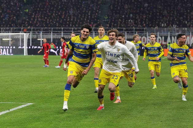 AC Milan vs Parma Calcio Italy, Milan, 2026 02 22: Mariano Troilo (Parma) scores by header and celebrates the 1-0 goal at 80 during soccer game AC Milan vs Parma Calcio, Serie A Enilive 2025-2026 day 26 at San Siro Stadium Milan Lombardy Deutschland Copyright: xFabrizioxAndreaxBertanix