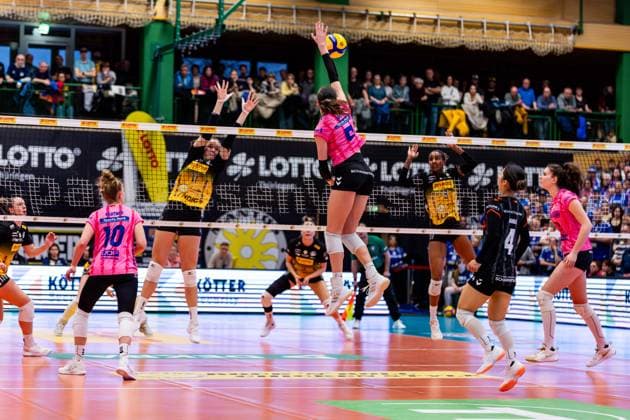 22 02 2026, GER, Volleyball, Women, Season 25 26, ZOI DVV Pokal, Semifinal, VfB 91 Suhl Lotto Thueringen Allianz MTV Stuttgart Lydia Grote Allianz MTV Stuttgart 98527 Suhl Sporthalle Wolfsgrube Thüringen Germany