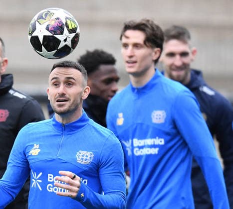 23 02 2026, xophax, Football , UEFA Champions League , 2025 2026 , Training of Bayer Leverkusen before the match against Olympiakos Piraeus Aleix Garcia Bayer Leverkusen Leverkusen