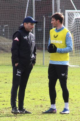 DEU, DFL, 2 FBL Hertha BSC, Training, 23 02 2026, Sportforum, Berlin, DEU, DFL, 2 FBL Hertha BSC, Training, im Bild Cheftrainer Stefan Leitl Hertha BSC Berlin , Josip Brekalo Hertha BSC Berlin 7 DFL regulations prohibit any use of Photographs as image sequences and or quasi video nordphotoxGmbHx xEngler nph00076