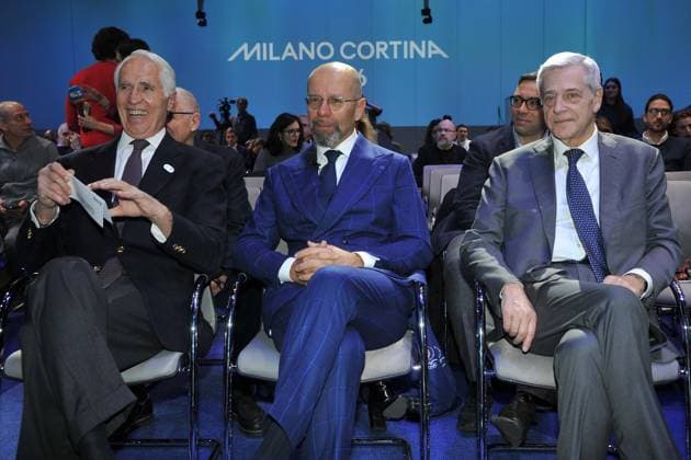 foto Mario Romano IPP Milano 23 02 2026 Evento: -PASSIONE SENZA LIMITI. ALLIANZ ED IL VIAGGIO PARALIMPICO- nella foto Giovanni Malagò, presidente Fondazione Milano Cortina 2026, Giacomo Campora, amministratore delegato Allianz Italia e Maurizio Devescovi. Vice Direttore Generale Allianz Italia Italy Photo Press - World Copyright italy ITALY  Copyright: xR4924_italyphotopressx