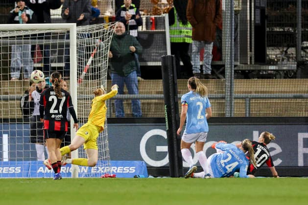 Laura Freigang Eintracht Frankfurt scores the goal to make it 1 0 with this shot past goalkeeper Rebecca Adamczyk SC Freiburg, Google Pixel Frauen Bundesliga, Eintracht Frankfurt v SC Freiburg, Stadion am Brentanobad, February 23, 2026 in Frankfurt, Germany Photo by Marco Steinbrenner DeFodi Images Laura Freigang Eintracht Frankfurt scores the goal to make it 1 0 with this shot past goalkeeper Rebecca Adamczyk SC Freiburg , Google Pixel Womens Bundesliga, Eintracht Frankfurt v SC Freiburg, Stadion am Brentanobad, February 23, 2026 in Frankfurt, Germany Photo by Marco Steinbrenner DeFodi Images DFB DFL REGULATIONS PROHIBIT ANY USE OF PHOTOGRAPHS AS IMAGE SEQUENCES AND OR QUASI VIDEO
