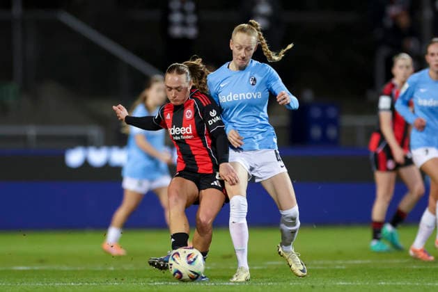 Lisanne Graewe Eintracht Frankfurt and Meret Felde SC Freiburg battle for the ball, Google Pixel Frauen Bundesliga, Eintracht Frankfurt v SC Freiburg, Stadion am Brentanobad, February 23, 2026 in Frankfurt, Germany Photo by Marco Steinbrenner DeFodi Images Lisanne Graewe Eintracht Frankfurt and Meret Felde SC Freiburg battle for the ball, Google Pixel Womens Bundesliga, Eintracht Frankfurt v SC Freiburg, Stadion am Brentanobad, February 23, 2026 in Frankfurt, Germany Photo by Marco Steinbrenner DeFodi Images DFB DFL REGULATIONS PROHIBIT ANY USE OF PHOTOGRAPHS AS IMAGE SEQUENCES AND OR QUASI VIDEO