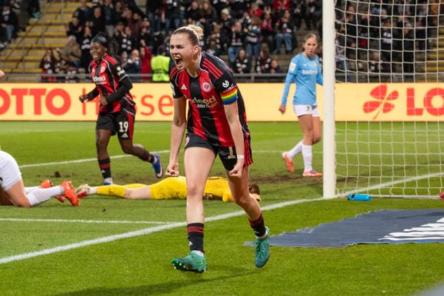 Germany Soccer Google Pixel Womens Bundesliga 2025 2026 Eintracht Frankfurt vs SC Freiburg 19 Matchday Am Brentanobad Stadion Frankfurt Goal for 1 0 by Laura Freigang Eintracht Frankfurt,10 Joy, jubilation, goal celebration Copyright: xOrhanxHabashx