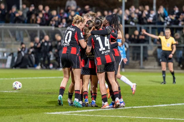23 02 2026, xhfmx, Fußball Google Pixel Frauen Bundesliga, Eintracht Frankfurt SC Freiburg Die Eintracht Frankfurt Frauen bejubeln das 2 0 durch Elisa Senß Eintracht Frankfurt Frauen gegen den SC Freiburg Tor, Goal, Jubel, Celebration DFL DFB REGULATIONS PROHIBIT ANY USE OF PHOTOGRAPHS as IMAGE SEQUENCES and or QUASI VIDEO Frankfurt am Main