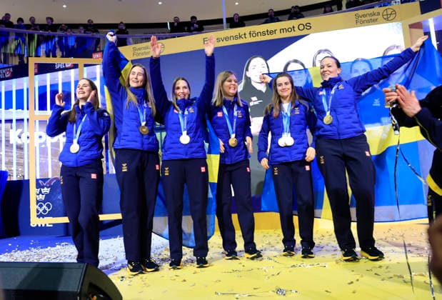 STOCKHOLM, SVERIGE 20260223 Fyrdubbla OS-medaljören i längd Ebba Andersson (2a fh) och OS-guldmedaljörerna i curling Lag Hasselborg Anna Hasselborg, Sara McManus, Sofia Scharback, Johanna Heldin, Agnes Knochenhauer (th) firas pa Olympiafestivalen Westfield Mall of Scandinavia i Solna pa mandagen. STOCKHOLM SVERIGE x60160x *** STOCKHOLM, SWEDEN 20260223 Quadruple Olympic medalist in cross-country Ebba Andersson 2nd and Olympic gold medalists in curling Team Hasselborg Anna Hasselborg, Sara McManus, Sofia Scharback, Johanna Heldin, Agnes Knochenhauer th are celebrated at the Olympic Festival Westfield Mall of Scandinavia in Solna on Monday STOCKHOLM SWEDEN x60160x  Copyright: xStefanxJerrevang TTx HEMKOMSTFIRANDE OS