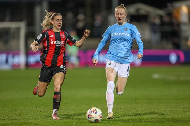 GER, Frankfurt, Eintracht Frankfurt vs SC Freiburg, Google Pixel Bundesliga, Football, DFB, Season 2025 2026, Stadion am Brentanobad, 19 Matchday in the picture from l Nadine Riesen Eintracht Frankfurt Women 22 , Meret Felde SC Freiburg Women 4 DFB DFL REGULATIONS PROHIBIT ANY USE OF PHOTOGRAPHS AS IMAGE SEQUENCES AND OR QUASI VIDEO, 23 02 2026 Copyright: HMBxMedia HendrikxHamelau