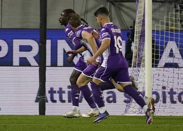 Fiorentina™s Moise Kean celebrates after scoring the goal of 1-0 during the Serie A soccer match between Fiorentina and Pisa at the Artemio Franchi stadium in Florence, center of Italy - Monday, February 23, 2026. - Soccer  Copyright: xMarcoxBucco LaxPressex