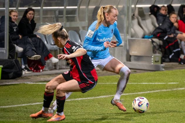 Germany Soccer Google Pixel Women Bundesliga 2025 2026 Eintracht Frankfurt vs SC Freiburg 19 Matchday Am Brentanobad Stadion Frankfurt am Ball Tessa Blumenberg SC Freiburg,7 Copyright: xOrhanxHabashx