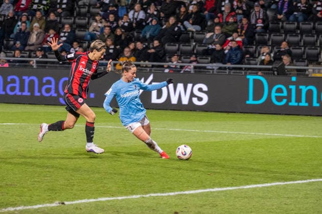 Germany Soccer Google Pixel Women Bundesliga 2025 2026 Eintracht Frankfurt vs SC Freiburg 19 Matchday Am Brentanobad Stadion Frankfurt missed goal Selina Vobian SC Freiburg,10 Copyright: xOrhanxHabashx