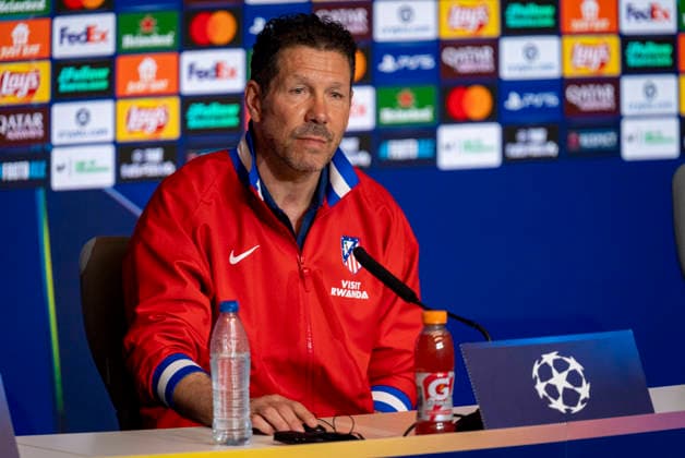 Atletico de Madrid Training Session And press conference, PK, Pressekonferenz - UEFA Champions League 2025 26 League Knockout Play-off Second Leg Diego Pablo Simeone, head coach of Atletico de Madrid, speaks during the Training Session And Press Conference ahead of the UEFA Champions League 2025 26 League Knockout Play-off Second Leg match against Club Brugge KV at Estadio Riyadh Air Metropolitano on February 23, 2026 in Madrid, Spain. Madrid Estadio Riyadh Air Metropolitano Madrid Spain Copyright: xAlbertoxGardinx AGardin_20260223_Foot_Champ_Atletico_Madrid_PC_0192