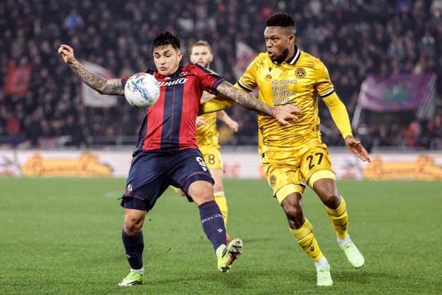 February 23, 2026, Bologna, BOLOGNA: Bologna s Santiago Castro (L) and Udinese s Christian Kabasele in action during the Italian Serie A soccer match Bologna FC vs Udinese Calcio at Renato Dall Ara stadium in Bologna, Italy, 23 February 2026. ANSA SERENA CAMPANINI Serie A: Bologna - Udinese  - ZUMAa110 20260223_zaf_a110_073 Copyright: xSerenaxCampaninix