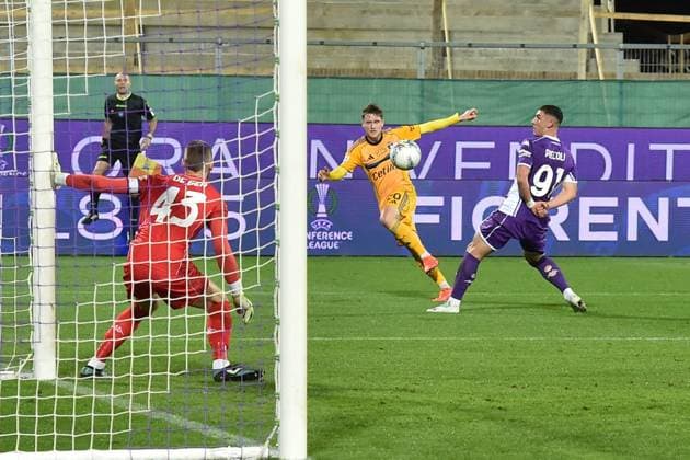 Michel Aebischer (Pisa) opportunity during ACF Fiorentina vs Pisa SC, Italian soccer Serie A match in Florence, Italy, February 23 2026  Copyright: xGabrielexMasotti IPAxSportx xipa-agency.netx xx IPA_71941785 IPA_Agency_IPA71941785