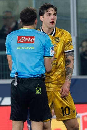 February 23, 2026, Bologna, BOLOGNA: Referee Matteo Marcenaro with Udinese s NicolÃ² Zaniolo during the Italian Serie A soccer match Bologna FC vs Udinese Calcio at Renato Dall Ara stadium in Bologna, Italy, 23 February 2026. ANSA SERENA CAMPANINI Serie A: Bologna - Udinese  - ZUMAa110 20260223_zaf_a110_086 Copyright: xSerenaxCampaninix