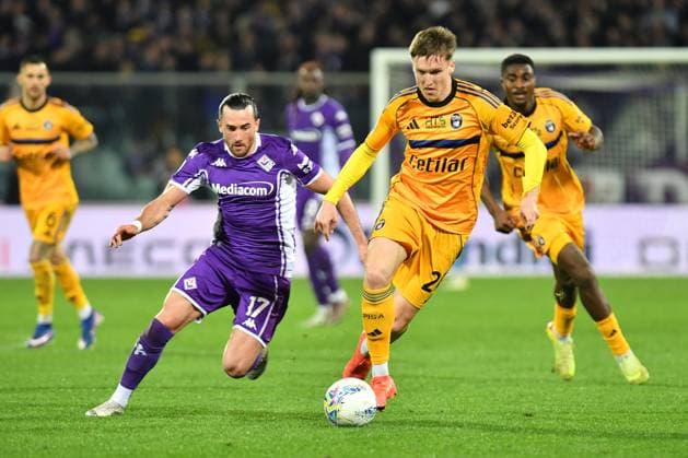 CALCIO - Serie A - ACF Fiorentina vs Pisa SC Michel Aebischer (Pisa) during ACF Fiorentina vs Pisa SC, Italian soccer Serie A match in Florence, Italy, February 23 2026 Florence Italy  Copyright: xIPAxSport ABACAx