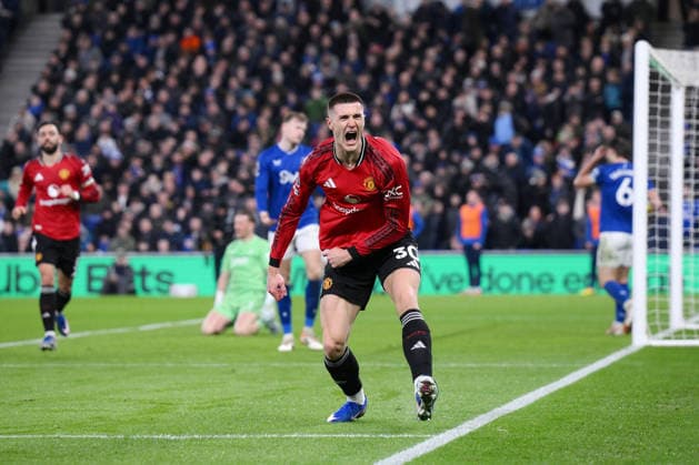 Benjamin Sesko of Manchester United, ManU celebrates scoring the first goal - Everton v Manchester United, Premier League, Hill Dickinson Stadium, Liverpool, UK, Football - 23rd February 2026 Everton v Manchester United, Premier League, Football, Hill Dickinson Stadium, Liverpool, UK - 23 Feb 2026Liverpool Hill Dickinson Stadium United Kingdom EDITORIAL USE ONLY No use with unauthorised audio, video, data, fixture lists, club league logos or live services. Online in-match use limited to 120 images, no video emulation. No use in betting, games or single club league player publications.  Copyright: xMDI Shutterstockx 16687971as