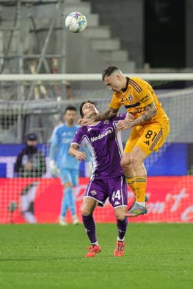 ACF Fiorentina v Pisa SC - Campionato Serie A NicolÃ² Fagioli of ACF Fiorentina and Filip Stojilkovic of Pisa SC ,battle for the ball during the Italian Serie A football match between ACF Fiorentina and Pisa SC,on February 23 ,2026 at the Artemio-Franchi stadium in Florence. Firenze FI Italy  Copyright: xAndreaxMartinix originalFilename:martini-acffiore260223_nplms.jpg