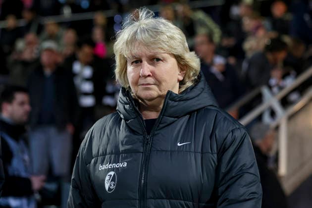 Division Manager Birgit Bauer Schick SC Freiburg looks on, Google Pixel Frauen Bundesliga, Eintracht Frankfurt v SC Freiburg, Stadion am Brentanobad, February 23, 2026 in Frankfurt, Germany Photo by Marco Steinbrenner DeFodi Images Division Manager Birgit Bauer Schick SC Freiburg looks on, Google Pixel Womens Bundesliga, Eintracht Frankfurt v SC Freiburg, Stadion am Brentanobad, February 23, 2026 in Frankfurt, Germany Photo by Marco Steinbrenner DeFodi Images DFB DFL REGULATIONS PROHIBIT ANY USE OF PHOTOGRAPHS AS IMAGE SEQUENCES AND OR QUASI VIDEO