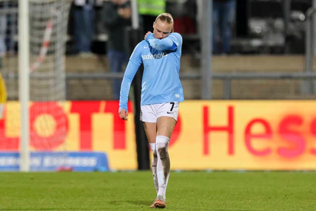 Tessa Blumenberg SC Freiburg looks disappointed, Google Pixel Frauen Bundesliga, Eintracht Frankfurt v SC Freiburg, Stadion am Brentanobad, February 23, 2026 in Frankfurt, Germany Photo by Marco Steinbrenner DeFodi Images Tessa Blumenberg SC Freiburg looks disappointed, Google Pixel Womens Bundesliga, Eintracht Frankfurt v SC Freiburg, Stadion am Brentanobad, February 23, 2026 in Frankfurt, Germany Photo by Marco Steinbrenner DeFodi Images DFB DFL REGULATIONS PROHIBIT ANY USE OF PHOTOGRAPHS AS IMAGE SEQUENCES AND OR QUASI VIDEO
