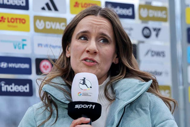 Presenter Christina Rann Sport1 looks on, Google Pixel Frauen Bundesliga, Eintracht Frankfurt v SC Freiburg, Stadion am Brentanobad, February 23, 2026 in Frankfurt, Germany Photo by Marco Steinbrenner DeFodi Images Presenter Christina Rann Sport1 looks on, Google Pixel Womens Bundesliga, Eintracht Frankfurt v SC Freiburg, Stadion am Brentanobad, February 23, 2026 in Frankfurt, Germany Photo by Marco Steinbrenner DeFodi Images DFB DFL REGULATIONS PROHIBIT ANY USE OF PHOTOGRAPHS AS IMAGE SEQUENCES AND OR QUASI VIDEO