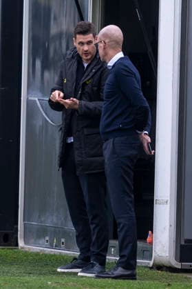 24 02 2026 Borussia Dortmund soccer training at the training ground in Brackel ahead of the second leg of the Champions League play-off with Atalanta Bergamo Sebastian Kehl l talks to Managing Director Carsten Cramer Copyright: xDavidxInderliedx