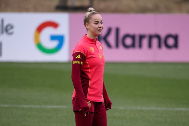Frankfurt am Main, Germany February 24, 2026 Preparation for the Womens World Cup qualifier Germany vs. Slovenia Training In the picture Giulia Gwinn Germany during training at the DFB Campus in Frankfurt Copyright: HMBxMedia MadeleinexFantini