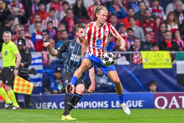 February 24, 2026, Madrid, Madrid, Spain: BRANDON MECHELE of Club Brujas KV pases the ball during the Champions League match, second leg of the Play-Off between ATLo°TICO DE MADRID and CLUB BRUJAS KV, held on February 24, 2026, at the Riad Air Metropolitano, Madrid, Spain. ATLETICO DE MADRID Vs CLUB BRUJAS KV Champions League Match, Season 25 26 (02 24 26) - ZUMAc312 20260224_zsp_c312_119 Copyright: xOscarxManuelxSanchezx