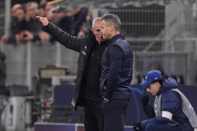 Champions League Inter Milan Bodo Glimt Milan, Italy 20260224 Bodo Glimt s coach Kjetil Knutsen and assistant coach Gaute Helstrup during the Champions League football match between Inter Milan and Bodo Glimt at Stadio San Siro Photo Terje Pedersen NTB Milano Italy EDITORIAL USE ONLY RESTRICTED USE FOR BETTING COMPANIES  Copyright: xTerjexPedersenx xNTBx