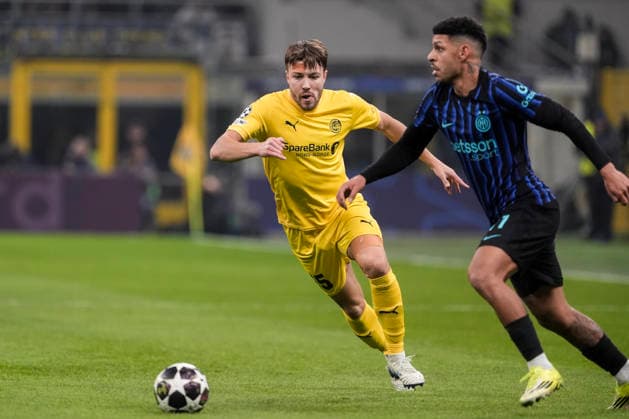 Champions League Inter Milan Bodo Glimt Milan, Italy 20260224 Bodo Glimt s Fredrik Bjorkan duels with Inter s Luis Henrique during the Champions League football match between Inter Milan and Bodo Glimt at Stadio San Siro Photo Terje Pedersen NTB Milano Italy EDITORIAL USE ONLY RESTRICTED USE FOR BETTING COMPANIES  Copyright: xTerjexPedersenx xNTBx