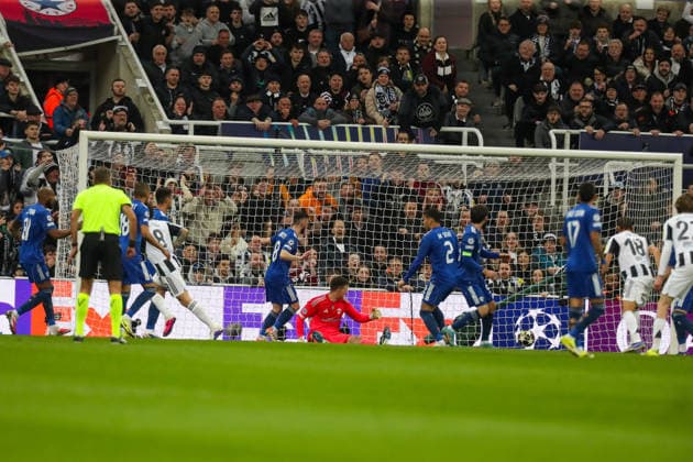 Newcastle United v QarabaÄü FK, UEFA Champions League Sandro Tonali Of Newcastle United scores a GOAL 1-0 during the Newcastle United v QarabaÄü FK UEFA Champions League Play-Offs 2nd Leg match at St. James Park, Newcastle Upon Tyne, England on 24 February 2026 Credit: Lee Keuneke Every Second Media Editorial use only. All images are copyright Every Second Media Limited. No images may be reproduced without prior permission. Copyright: xIMAGO EveryxSecondxMediax ESM-1821-0047 LeexKeunekex xEveryxSecondxMediax