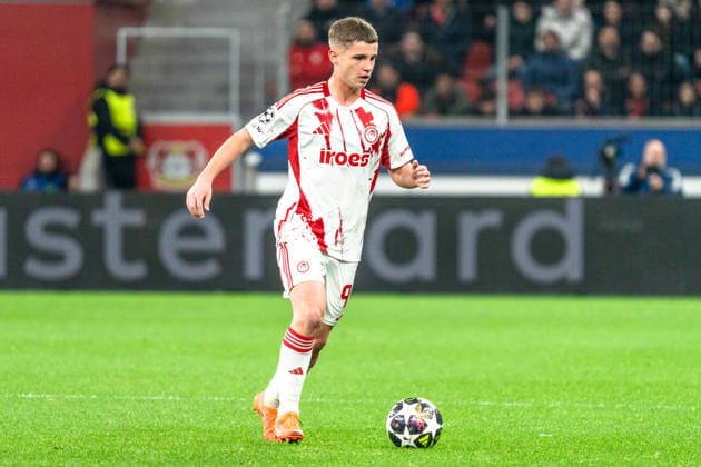 UEFA Champions League 2025 2026 Bayer 04 Leverkusen vs Olympiakos Piraeus, Play Offs second round, Tuesday, 23 02 2026 BayArena Nordrhein Westfalen, Germany Christos Mouzakitis Olympiakos Piraeus, 96 on the ball Copyright: xCelinaxLeiersx