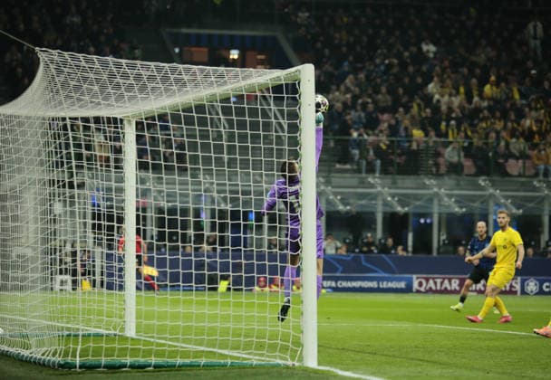 Nikita Haikin of FK Bodo Glimt o a save during the Uefa Champions League, second leg play-off, season 2025 2026, football match between, FC Internazionale Milano v Fotballklubben Bodo Glimt on 24 February 2026 at â?? Giuseppe Meazza Stadium, San Siro, Milan, Italy Photo Nderim Kaceli  Copyright: xNderimxKaceli IPAxSportx xipa-agency.netx xx IPA_71977816 IPA_Agency_IPA71977816