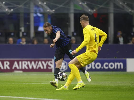 Davide Frattesi of FC Inter during the Uefa Champions League, second leg play-off, season 2025 2026, football match between, FC Internazionale Milano v Fotballklubben Bodo Glimt on 24 February 2026 at â?? Giuseppe Meazza Stadium, San Siro, Milan, Italy Photo Nderim Kaceli  Copyright: xNderimxKaceli IPAxSportx xipa-agency.netx xx IPA_71977847 IPA_Agency_IPA71977847