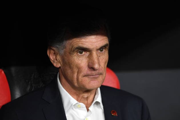 Coach Jose Luis Mendilibar Olympiakos FC looks on during the UEFA Champions League 2025 26 League Knockout Play off Second Leg match between Bayer 04 Leverkusen and Olympiakos Piraeus, BayArena on February 24, 2026 in Leverkusen, Germany, Germany Photo by Ralf Treese DeFodi Images Coach Jose Luis Mendilibar Olympiakos FC looks on during the UEFA Champions League 2025 26 League Knockout Play off Second Leg match between Bayer 04 Leverkusen and Olympiacos FC at BayArena on February 24, 2026 in Leverkusen, Germany Photo by Ralf Treese DeFodi Images