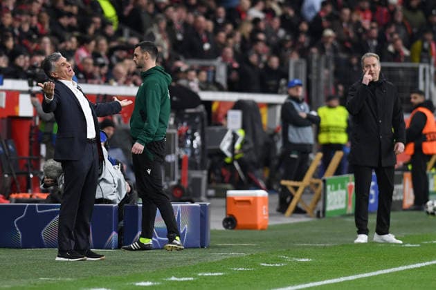 Coach Jose Luis Mendilibar Olympiakos FC and coach Kasper Hjulmand Bayer 04 Leverkusen gestures during the UEFA Champions League 2025 26, play offs, second leg match between Bayer 04 Leverkusen and Olympiakos Piraeus, BayArena on February 24, 2026 in Leverkusen, Germany, Germany Photo by Ralf Treese DeFodi Images Coach Jose Luis Mendilibar Olympiakos FC and coach Kasper Hjulmand Bayer 04 Leverkusen gestures during the UEFA Champions League 2025 26 League Knockout Play off Second Leg match between Bayer 04 Leverkusen and Olympiacos FC at BayArena on February 24, 2026 in Leverkusen, Germany Photo by Ralf Treese DeFodi Images