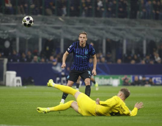 CALCIO - UEFA Champions League - Inter - FC Internazionale vs FK Bodo Glimt Davide Frattesi of FC Inter during the Uefa Champions League, second leg play-off, season 2025 2026, football match between, FC Internazionale Milano v Fotballklubben Bodo Glimt on 24 February 2026 at â?? Giuseppe Meazza Stadium, San Siro, Milan, Italy Photo Nderim Kaceli Milan Italy  Copyright: xIPAxSport ABACAx