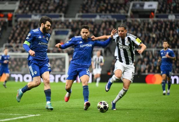 William Osula of Newcastle United (right) fends off Mathues Silva of Qarabag Newcastle United v Qarabag, UEFA Champions League, Knockout Round Play-Offs, Second Leg, Football, St James Park, Newcastle, UK - 24 Feb 2026Newcastle St James Park Azerbaijan EDITORIAL USE ONLY No use with unauthorised audio, video, data, fixture lists, club league logos or live services. Online in-match use limited to 120 images, no video emulation. No use in betting, games or single club league player publications.  Copyright: xRichardxLee Shutterstockx 16693044ay