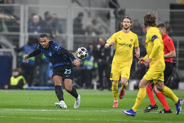 Manuel Akanji of FC Inter in action during the UEFA Champions League 2025 2026 Knockout Play-off Second Leg between Inter FC Internazionale and FK Bodo Glimt, 24 of February 2026, at Giuseppe Meazza San Siro Siro stadium in Milan, Italy  Copyright: xTizianoxBallabio IPAxSportx xipa-agency.netx xx IPA_71978799 IPA_Agency_IPA71978799