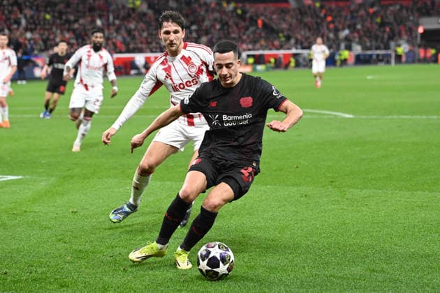 Lucas VAZQUEZ LEV action, duel, Football Champions League, Play Offs, Bayer 04 Leverkusen LEV Olympiakos Piraeus PI on 24 02 2026 in Leverkusen Germany UEFA regulations prohibit any use of photographs as image sequences and or quasi video Â