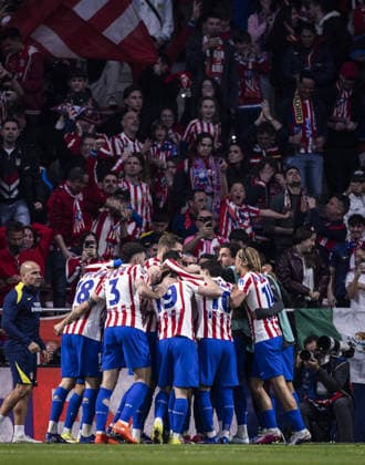 MADRID, SPAIN - FEBRUARY 24: Atletico players celebrate a goal during the UEFA Champions League 2025 26 match between Atletico de Madrid and Club Brugge at the Metropolitano Stadium in Madrid, Spain (Photo by Ricardo Nogueira Sports Press Photo)  Copyright: xPedroxLoureiro SportsxPressxPhotx Sportspressphoto_SPR97305