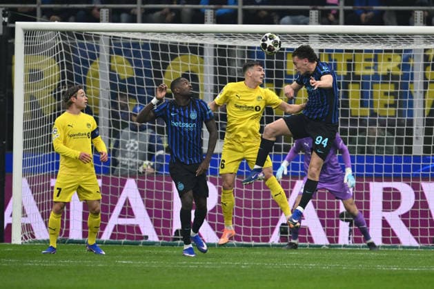 CALCIO - UEFA Champions League - Inter - FC Internazionale vs FK Bodo Glimt Francesco Pio Esposito of F.C. Inter is in action during the UEFA Champions League 2025 26 League Knockout Play-off Second Leg match between F.C. Inter and FK Bodo Glimt at the San Siro Stadium on February 24, 2026 in Milan, Italy. Milan Italy  Copyright: xIPAxSport ABACAx