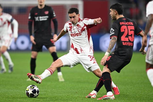 UEFA Champions League - Bayer 04 Leverkusen vs Olympiacos FC - Santiago Hezze of Olympiacos FC in action during the UEFA Champions League Play-Offs 2nd leg soccer match between Bayer 04 Leverkusen and Olympiacos FC in BayArena, Leverkusen, Germany, on 24 February 2026. IMAGO ONE INCH PRODUCTIONS LEVERKUSEN GERMANY Copyright: xONExINCHxPRODUCTIONSx 6868452