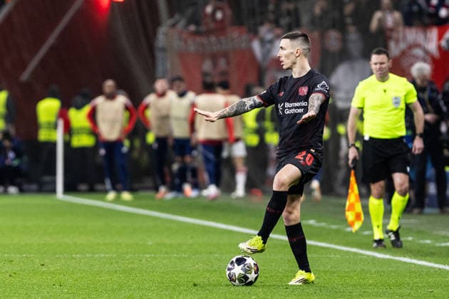 UEFA Champions League Bayer 04 Leverkusen Olympiacos FC 24 02 2026 Alejandro Grimaldo Bayer 04 Leverkusen, 20 UEFA Champions League Bayer 04 Leverkusen Olympiacos FC BayArena, Leverkusen 24 02 2026 Copyright: xBEAUTIFULxSPORTS Buriakovx