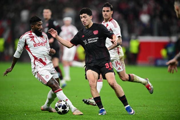 UEFA Champions League - Bayer 04 Leverkusen vs Olympiacos FC - Rodinei of Olympiacos FC in action against Ibrahim Maza of Bayer 04 Leverkusen during the UEFA Champions League Play-Offs 2nd leg soccer match between Bayer 04 Leverkusen and Olympiacos FC in BayArena, Leverkusen, Germany, on 24 February 2026. IMAGO ONE INCH PRODUCTIONS LEVERKUSEN GERMANY Copyright: xONExINCHxPRODUCTIONSx 6868529