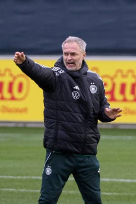 Frankfurt am Main, Germany February 24, 2026 Preparation for the womens World Cup qualifier Germany vs Slovenia Training In the picture national coach Christian Wück Wueck Germany with strong facial expressions and energetic during training in Frankfurt Copyright: HMBxMedia MadeleinexFantini