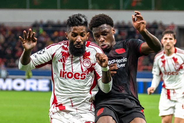 UEFA Champions League 2025 2026 Bayer 04 Leverkusen vs Olympiakos Piraeus, Play Offs second round, Tuesday, 23 02 2026 BayArena Nordrhein Westfalen, Germany Ernest Poku 19 Rodinei Olympiakos Piraeus, 23 Copyright: xCelinaxLeiersx