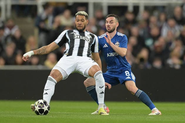 Newcastle United FC v Qarabag FK - UEFA Champions League 2025 26 League Knockout Play-off Second Leg Newcastle United s Joelinton is in action with Marko Jankovic of Qarabag during the UEFA Champions League Knockout Play-off Second Leg match between Newcastle United and Qarabag FK at St. James s Park in Newcastle, United Kingdom, on February 24, 2026. Newcastle Tyne and Wear United Kingdom  Copyright: xMIxNewsx originalFilename:fletcher-newcastl260224_nplml.jpg